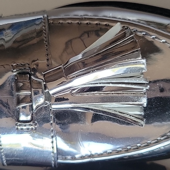 Bandolino Fillip Women's Lug Sole/Chunky Loafer - Picture 5 of 10